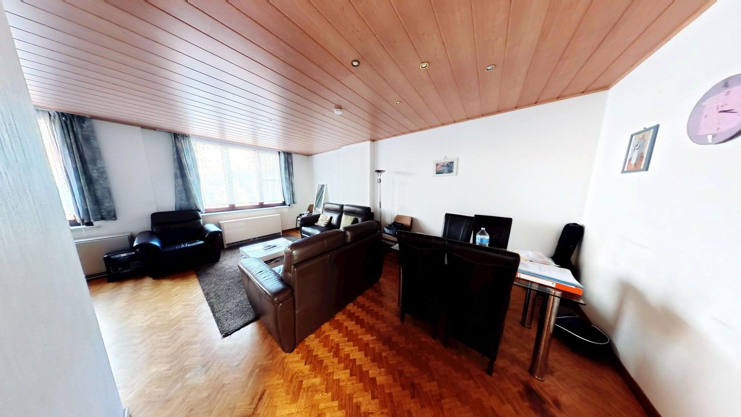 Handelspand met zeer ruim appartement in het centrum Brakel! foto 10