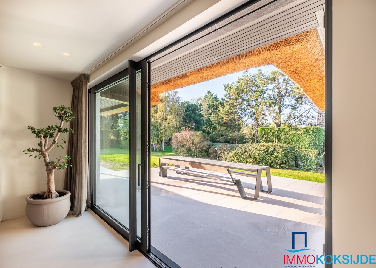 Luxueus gerenoveerde villa met 5 slaapkamers, residentieel gelegen op toplocatie in Sint-Idesbald. foto 17