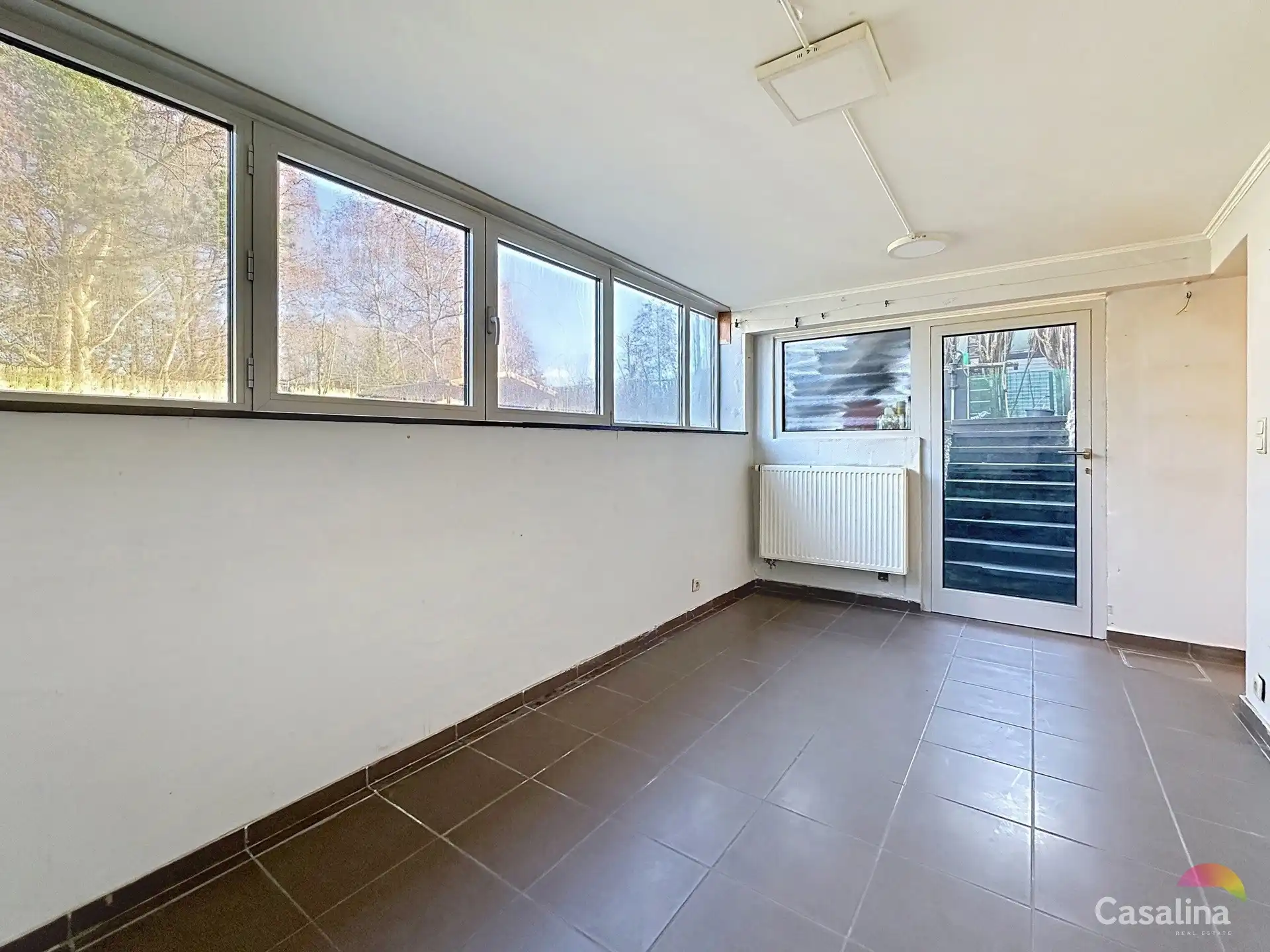 Ruime woning met tuin. Ideaal voor vrij beroep met praktijk. foto 16