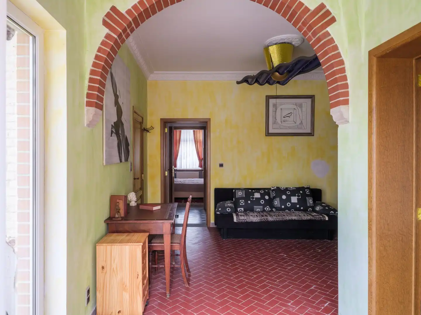 Karaktervolle burgerwoning met stadstuin op het dorpsplein van Zwijnaarde foto 29