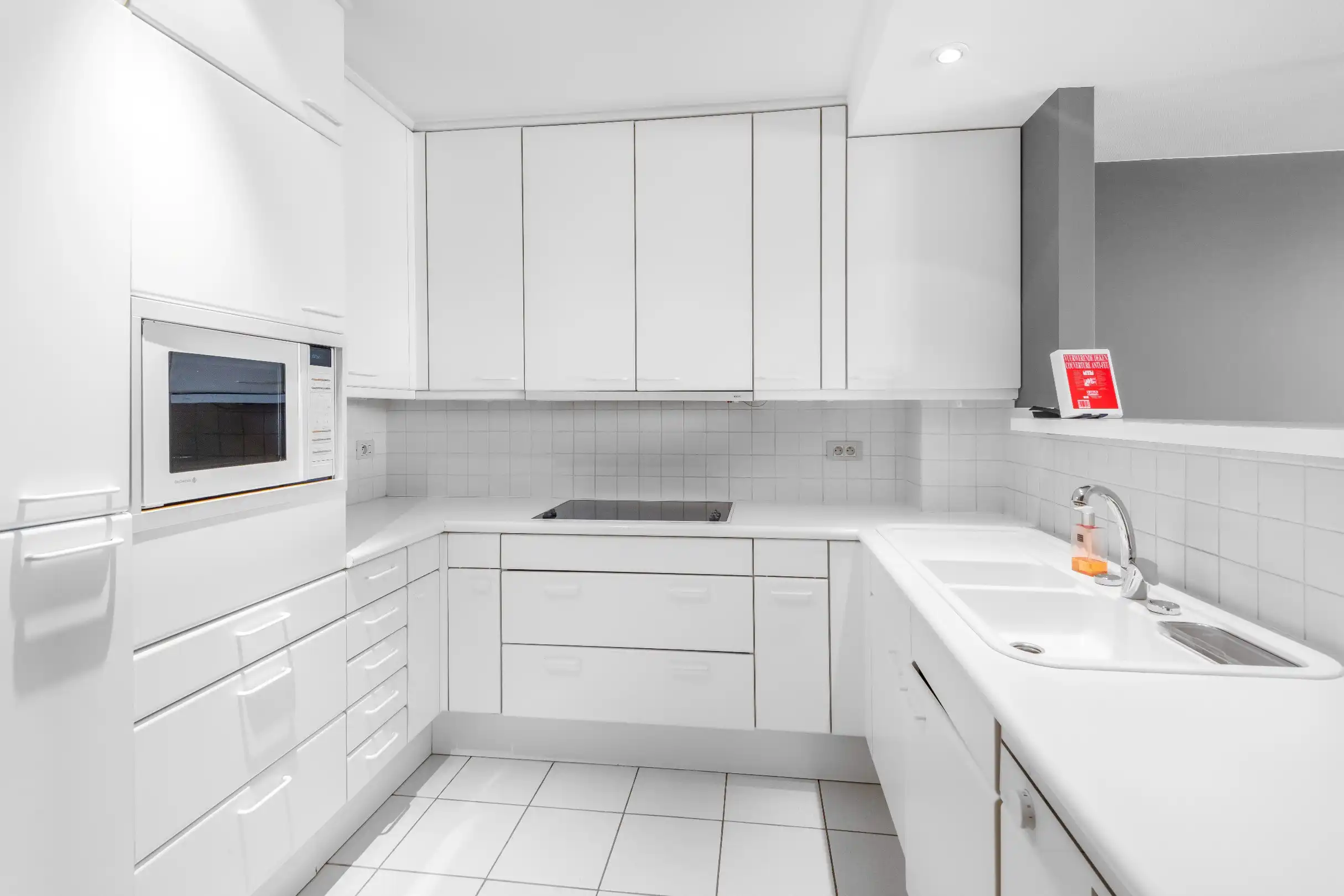 Zuid-west gericht appartement met open zicht over het Zegemeer. Inclusief garagebox en parkeerplaats GLV foto 9