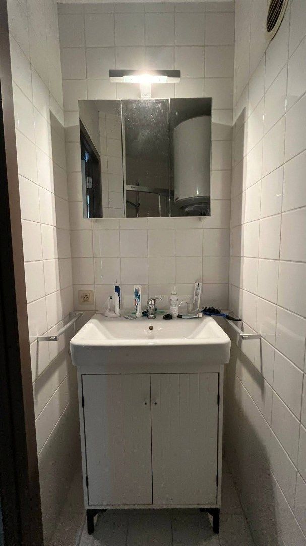 Centraal gelegen 1-slpk appartement aan UZ Gent! foto 11