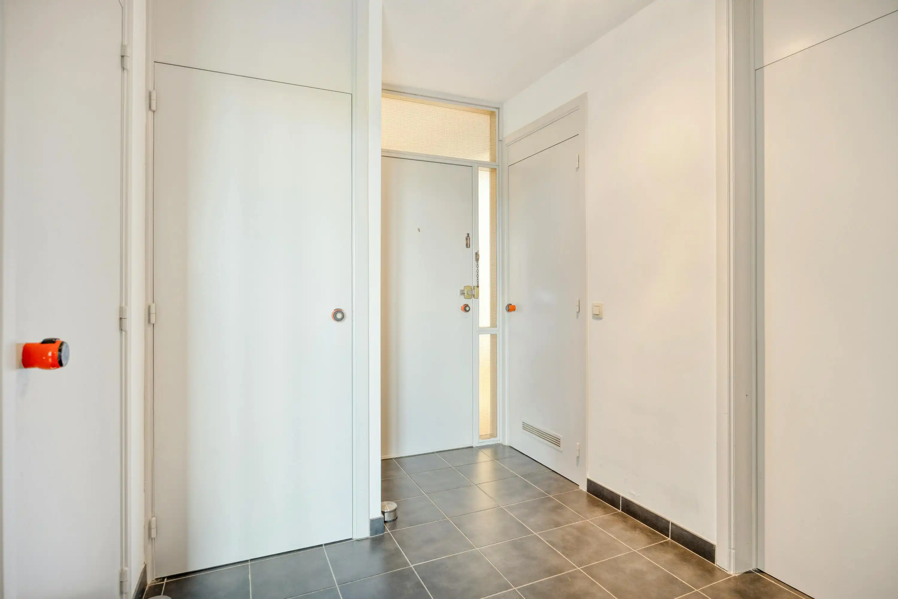 Mooi appartement met 2 slpks en garage, te Kalmthout!. foto 4