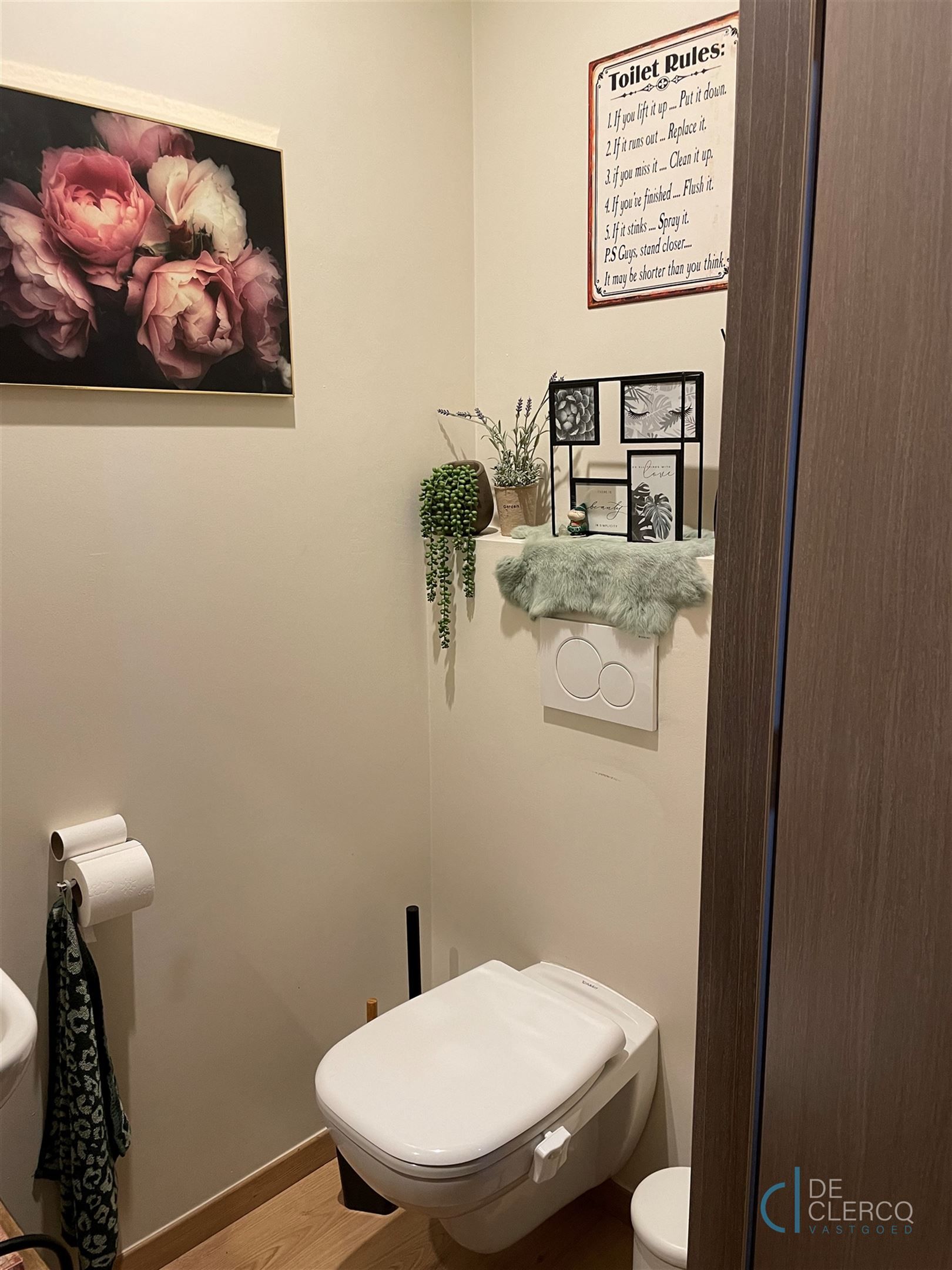 Zeer ruime, halfopen pastorij woning te huur vlakbij Lochristi Dorp foto 4