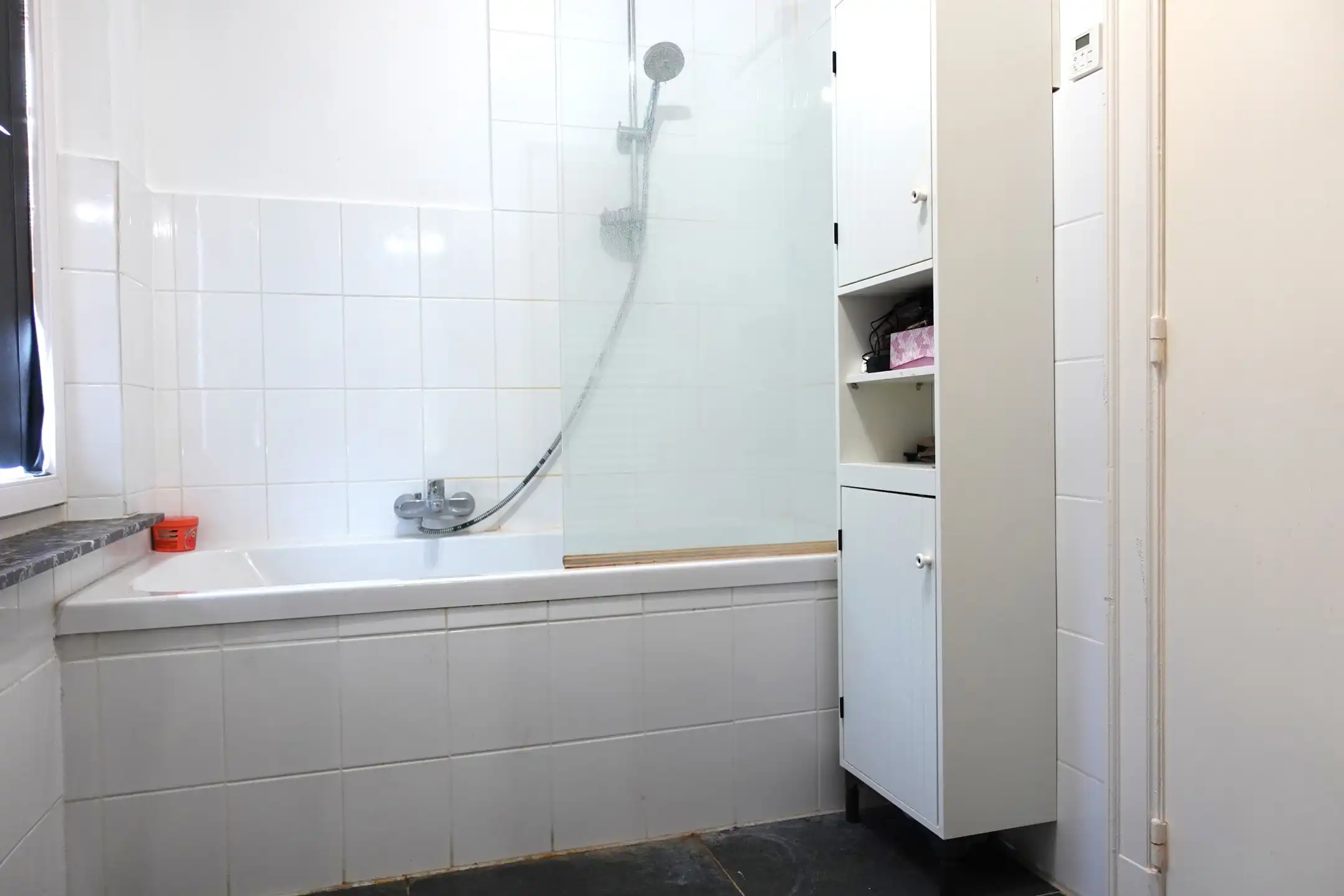 Modern 3-slp app met terras en staanplaats te Turnhout. foto 10