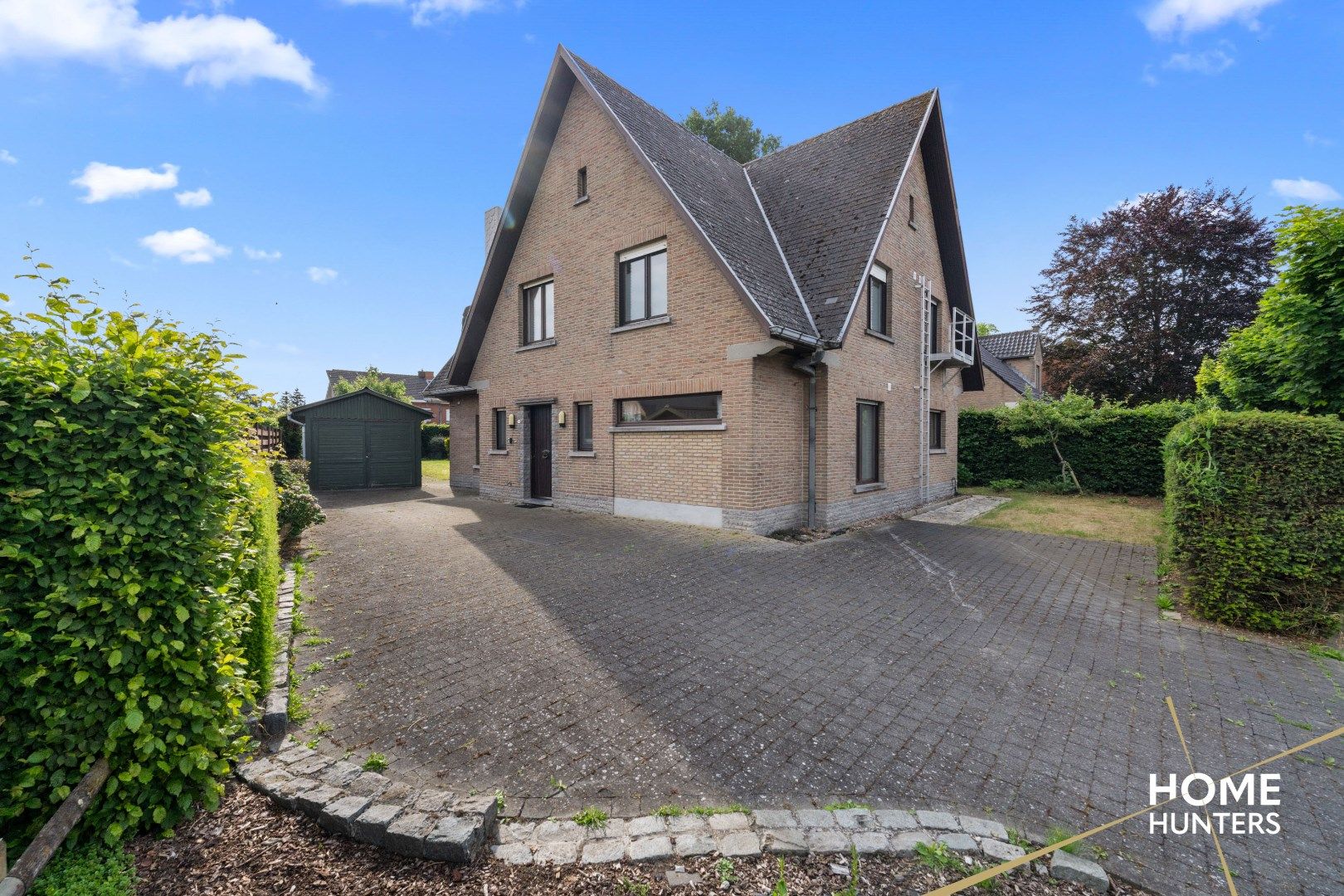 Charmante villa met 7 slaapkamers op een ruim perceel te Ieper foto 5