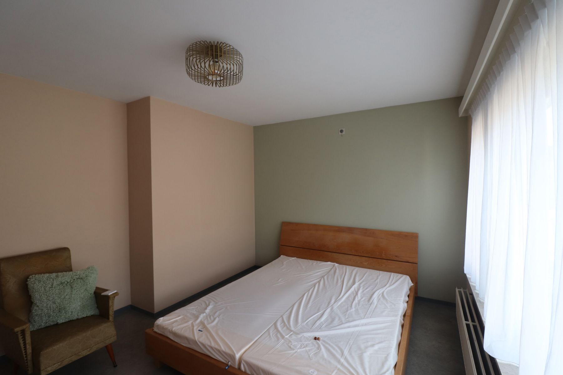 Een duplex-appartement met 3 slaapkamers, terras en garage. foto 6