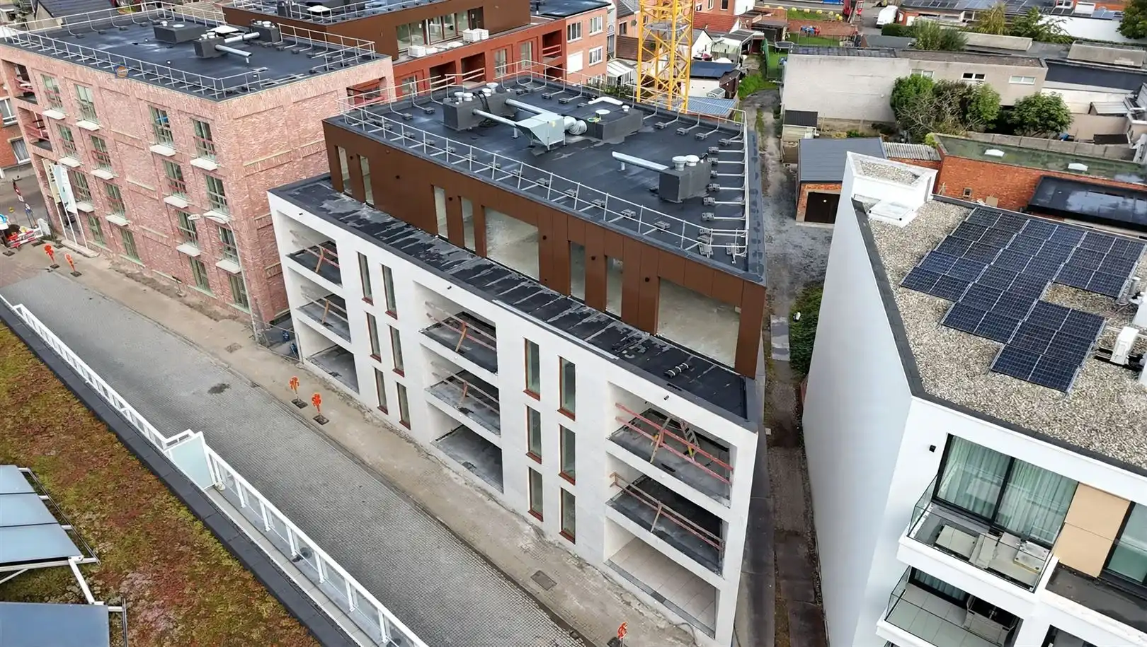 Ruim appartement op de tweede verdieping met twee slaapkamers en terras foto 6