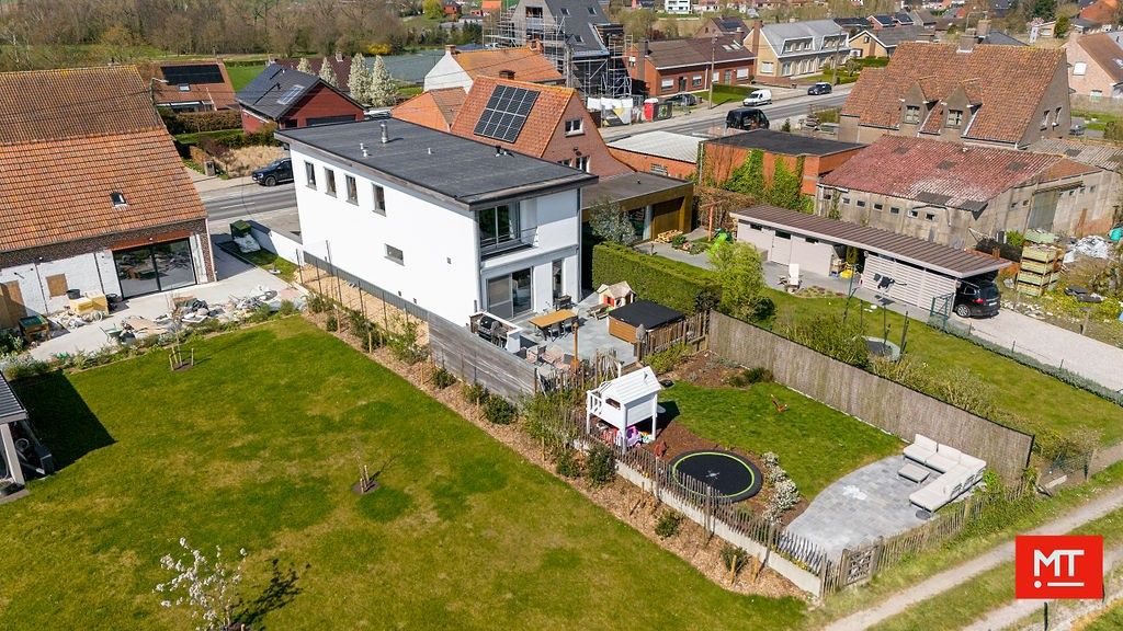 Moderne villa met landelijk uitzicht te koop in Passendale foto 28