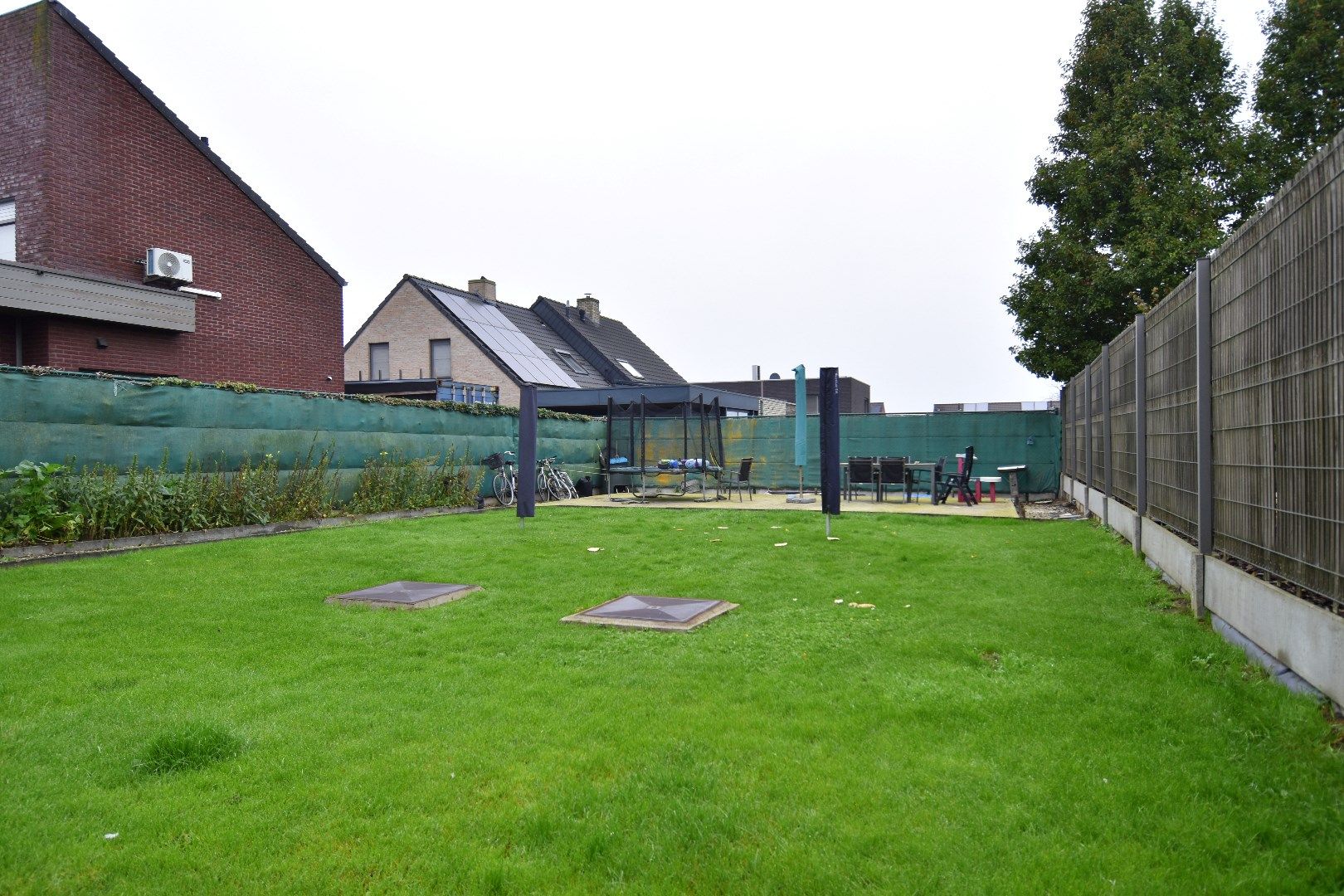 HOB (BJ 2008) met 3 slaapkamers, garage en mooi stukje tuin te koop in Sint-Eloois-Winkel foto 15