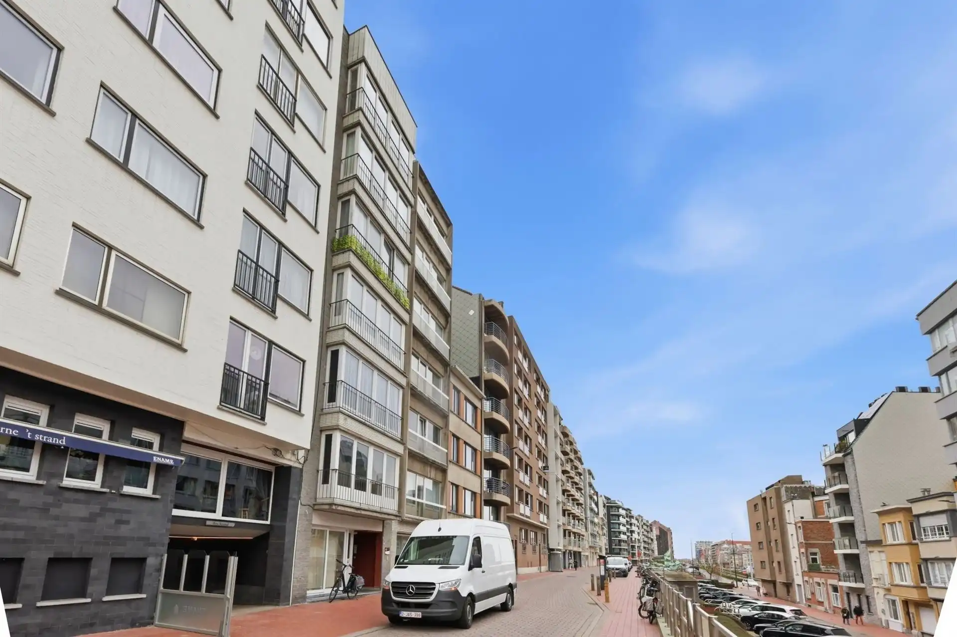 GERENOVEERD / RUGZIJDE ZEEDIJK foto 24