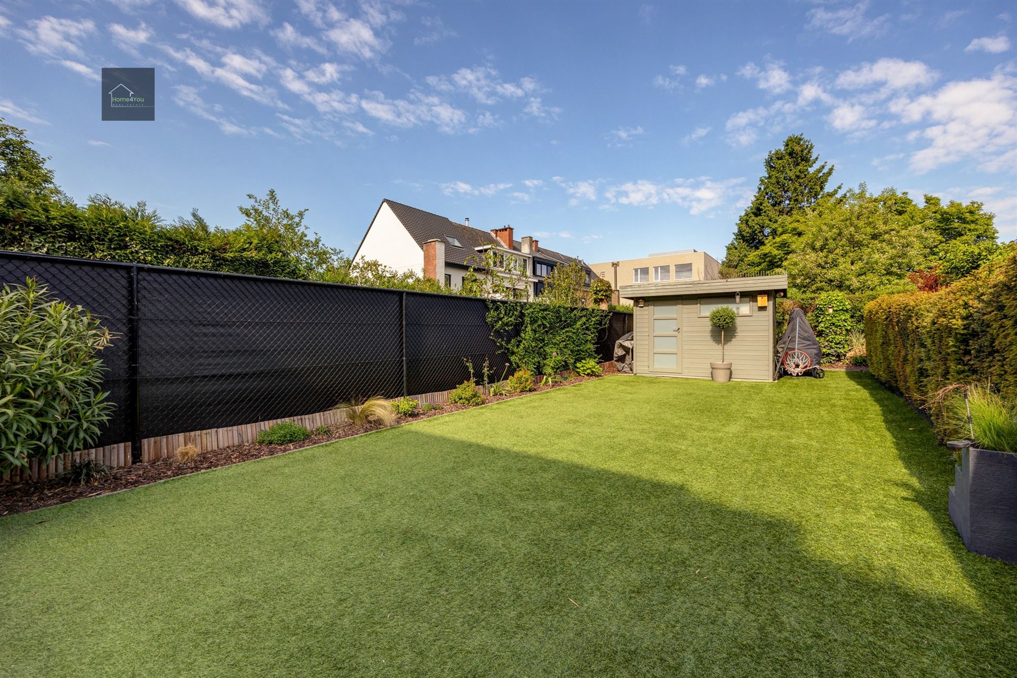 Instapklare woning met zonnepanelen op TOP locatie foto 7