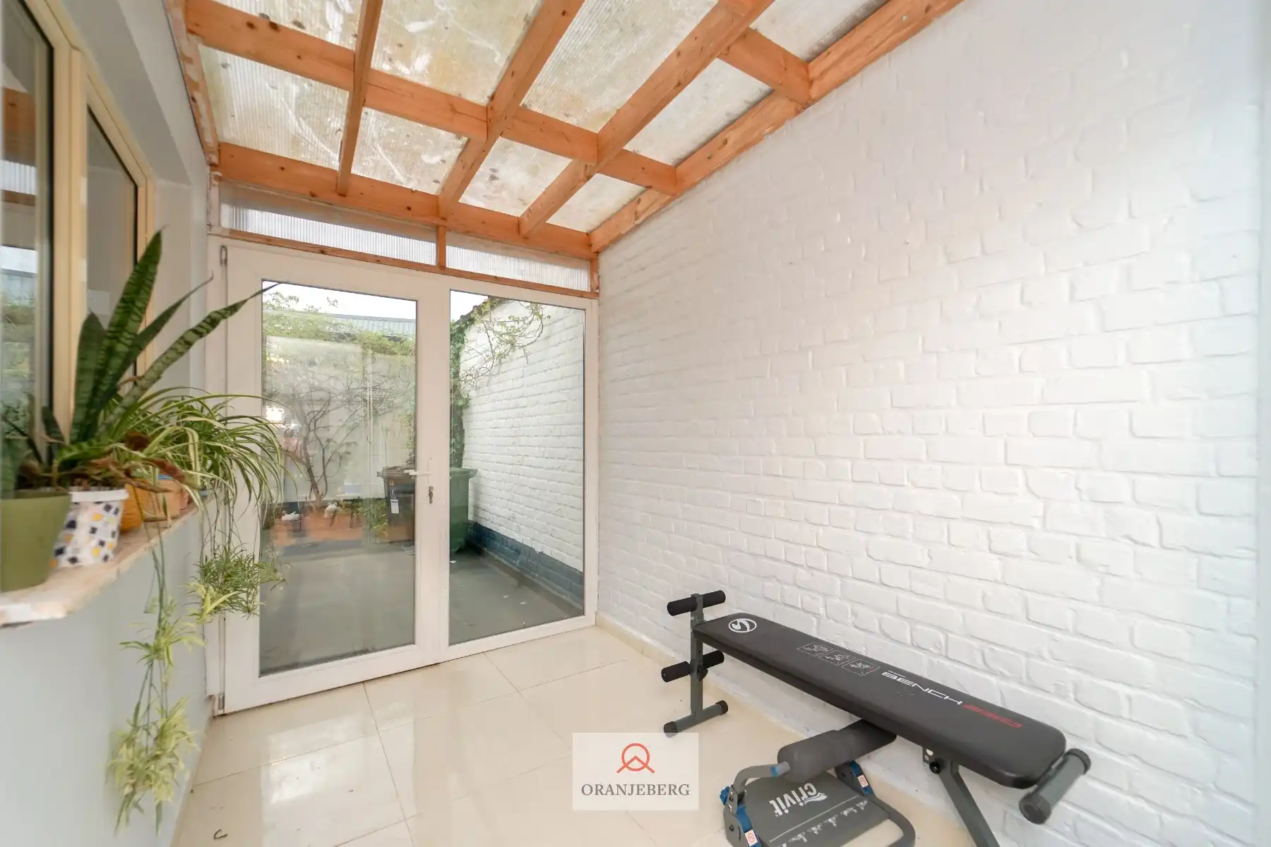 Rustig gelegen woning met stadstuintje foto 12