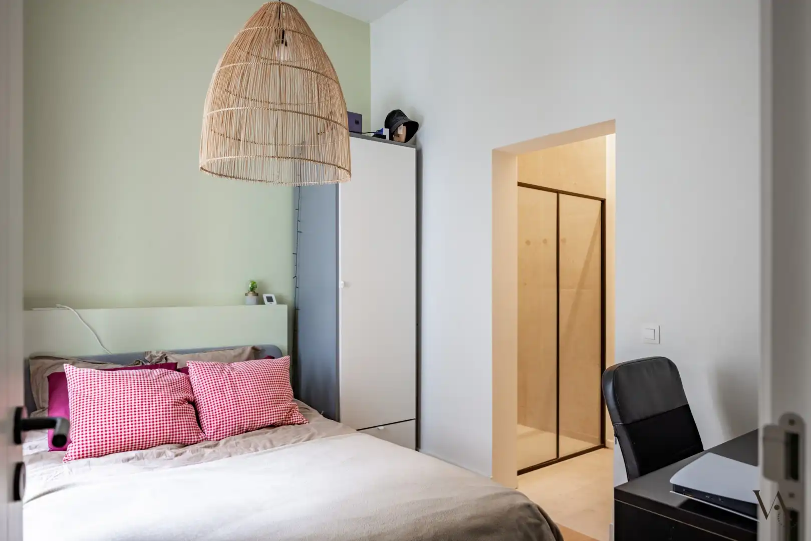 Knap gerenoveerde stadswoning met 3 slaapkamers, 4 badkamers en zonnig dakterras foto 8