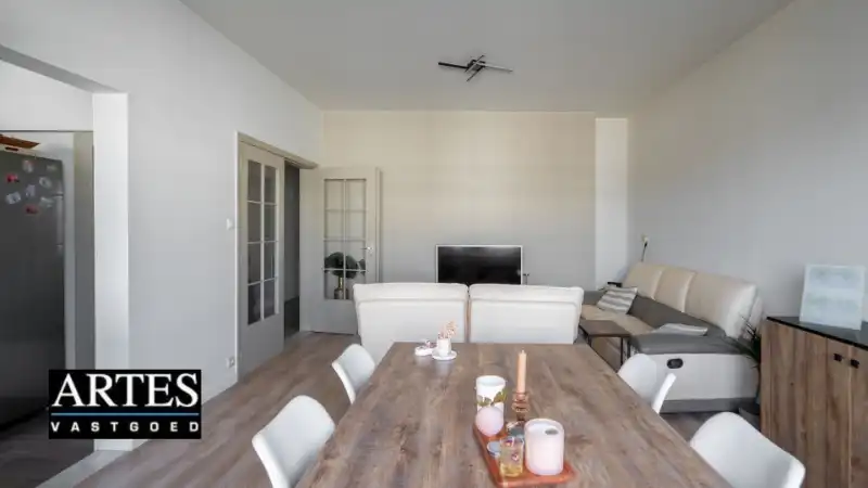 Centraal gelegen appartement met 1 slaapkamer in Genk foto 8