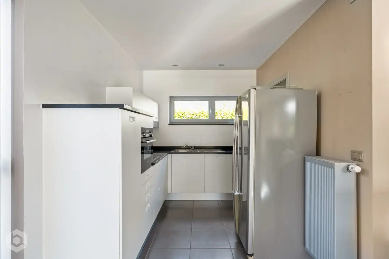 Instapklare woning met 2 slpkrs en ruime tuin te Beerzel foto 7