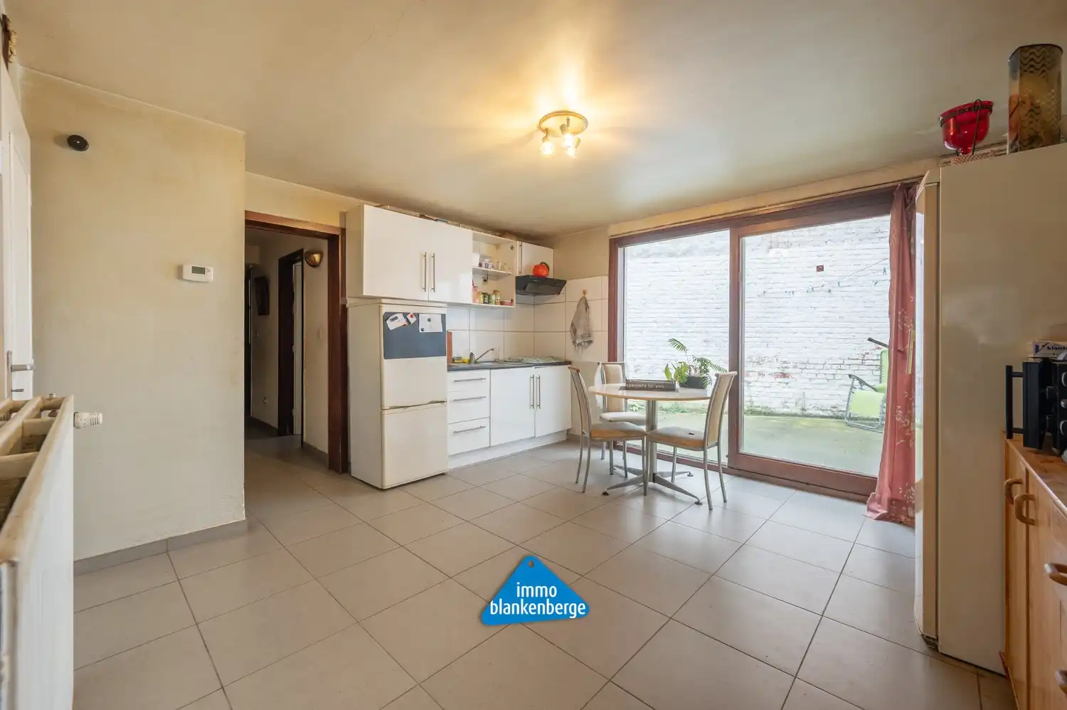 Gelijkvloers appartement op rustige ligging nabij centrum en kust foto 2