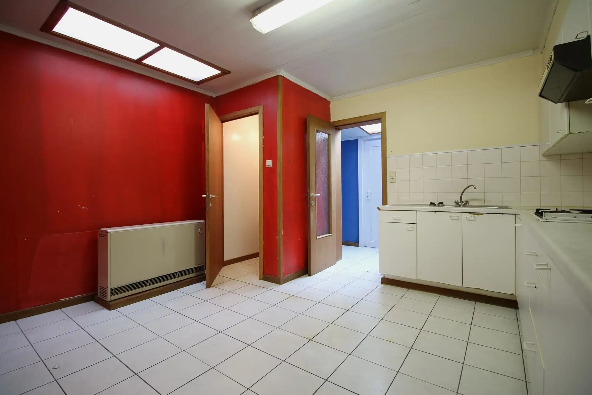 Te renoveren woning met 4 slaapkamers foto 5