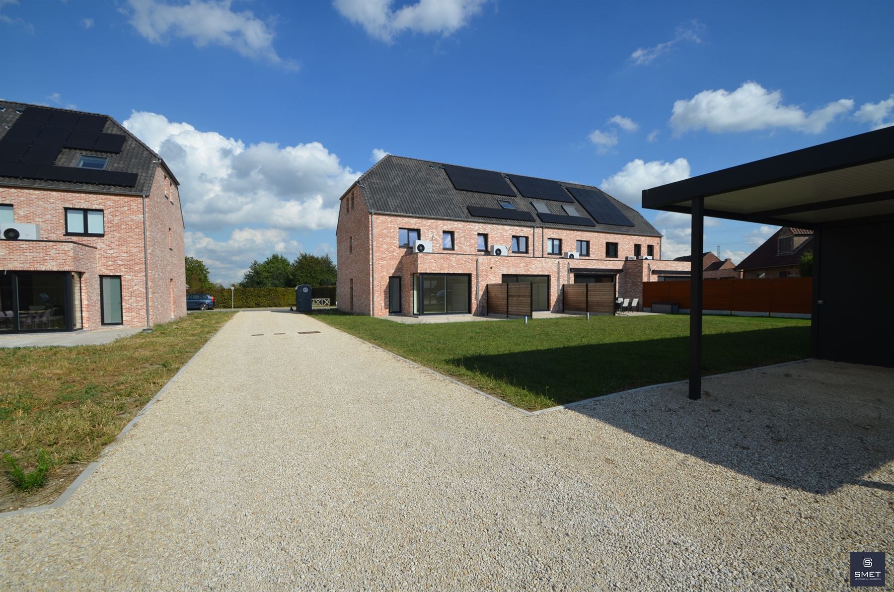 Halfopen nieuwbouw woning foto 4