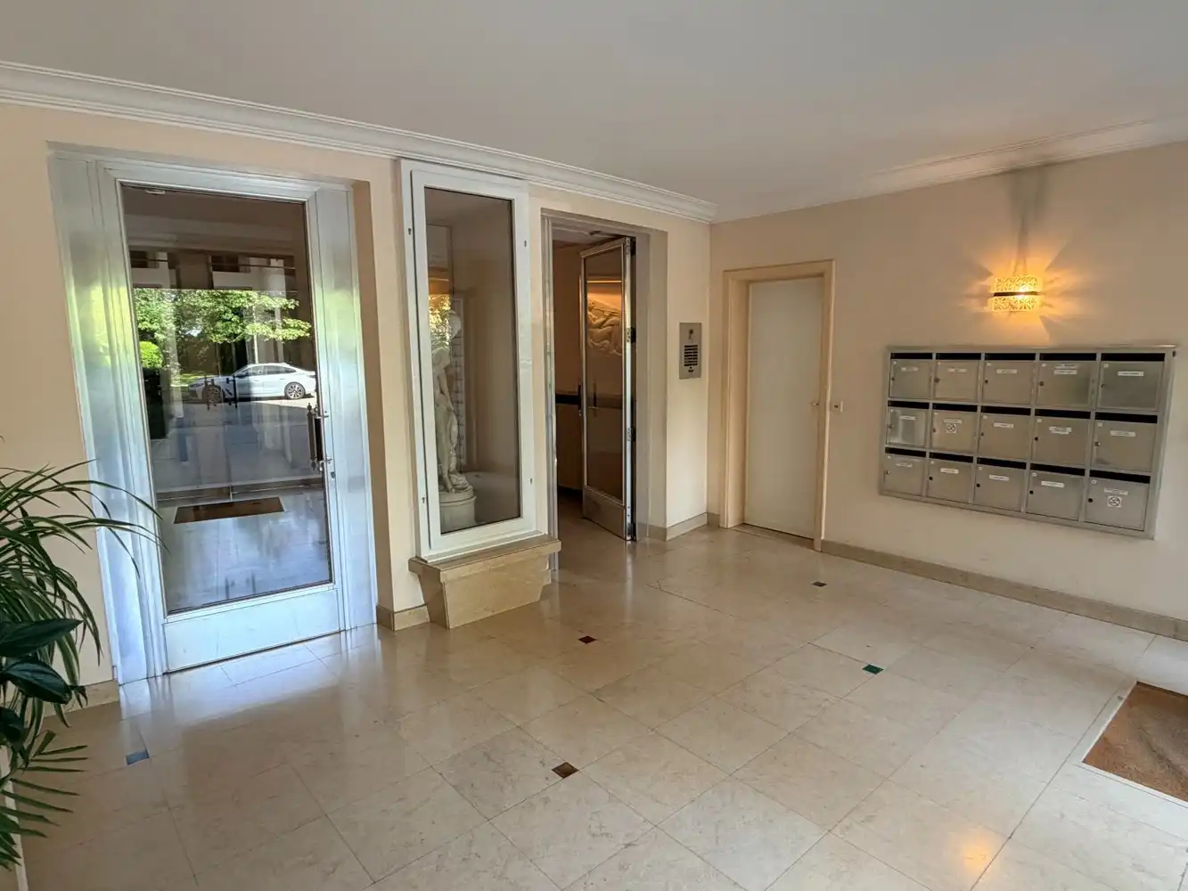 Ruim appartement met 3 slaapkamers op een topligging in Sint-Pieters-Woluwe. foto 16