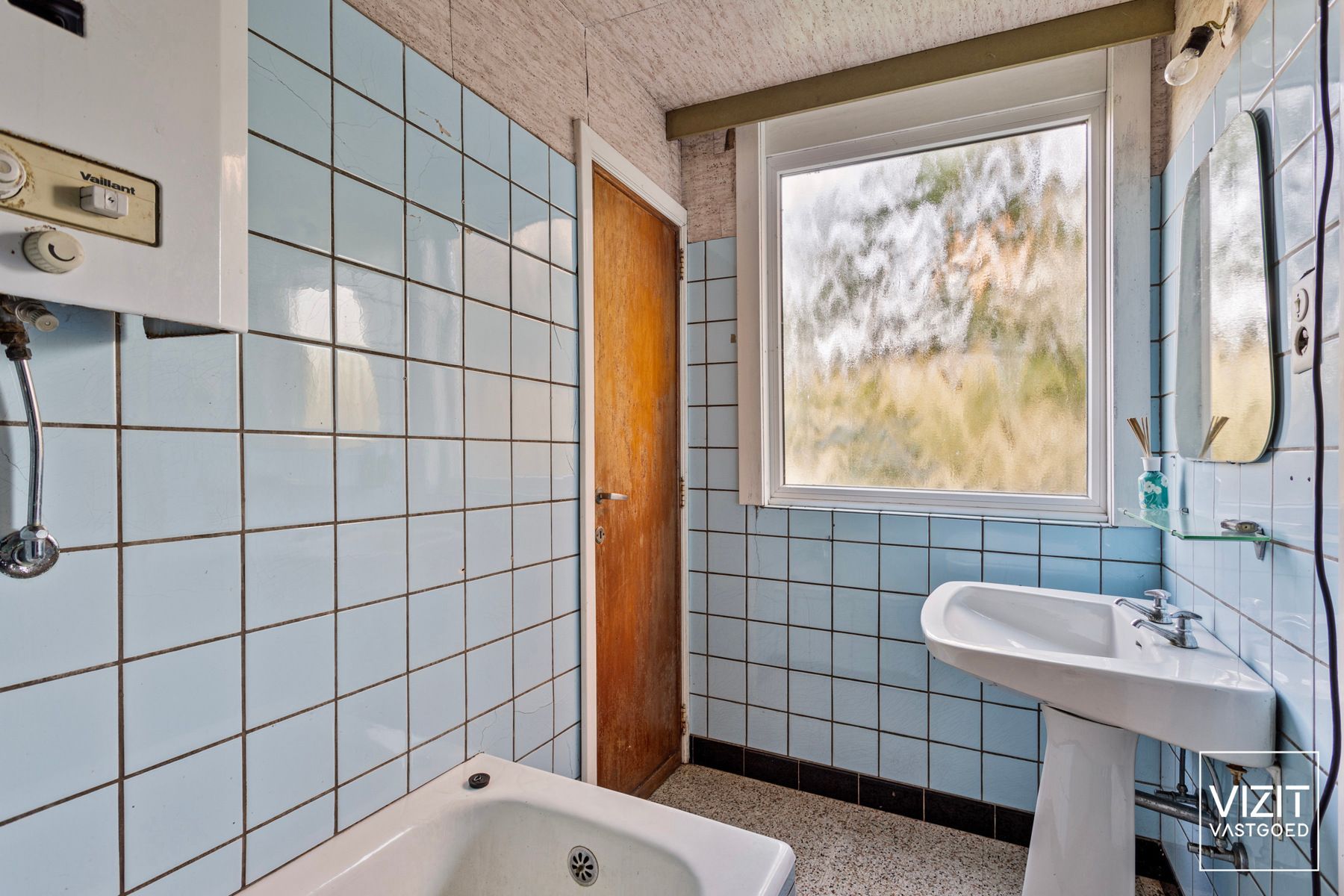 Te renoveren woonhuis met 3 slaapkamers foto 10