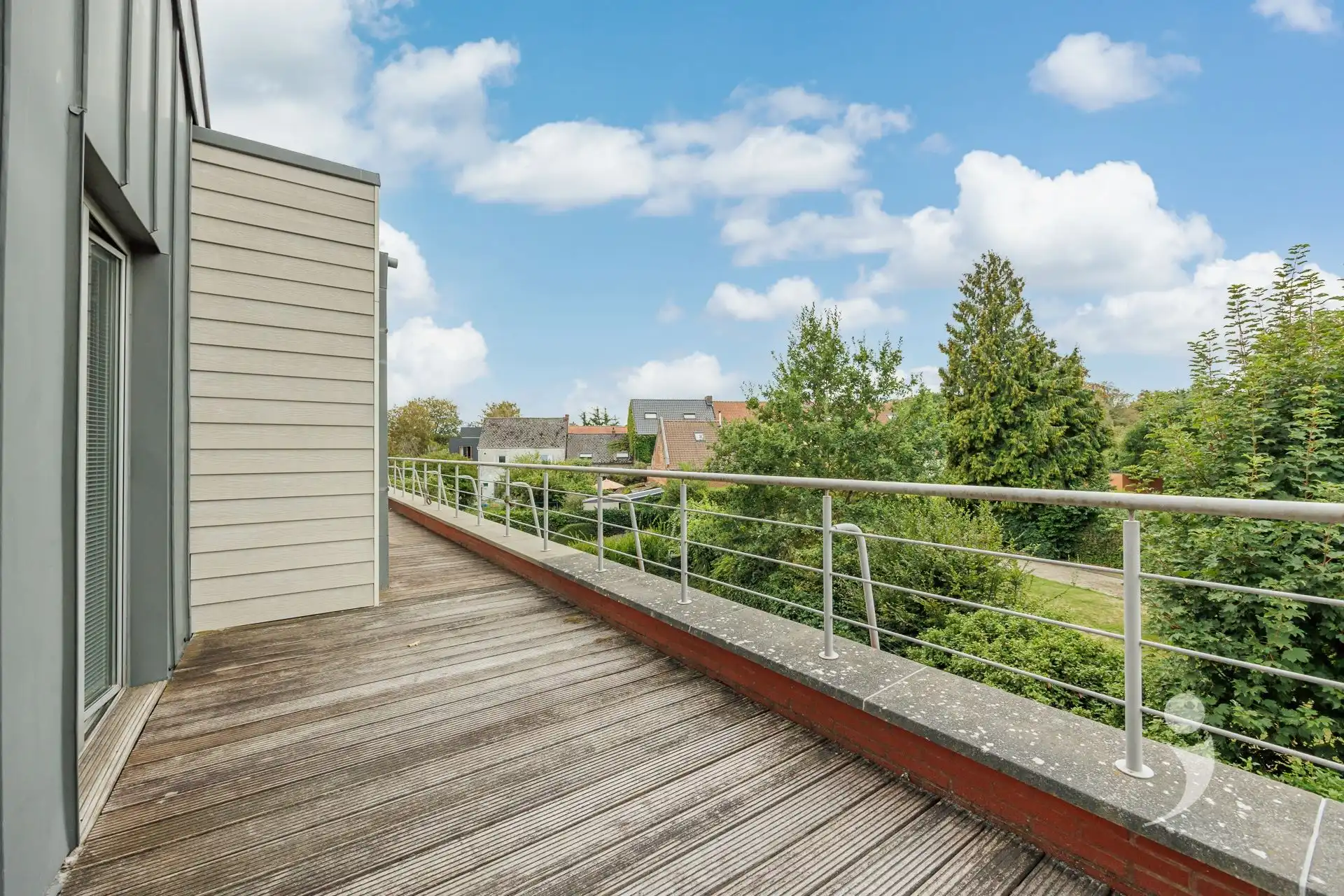 Ruim appartement met groot terras en 2 slaapkamers foto 14