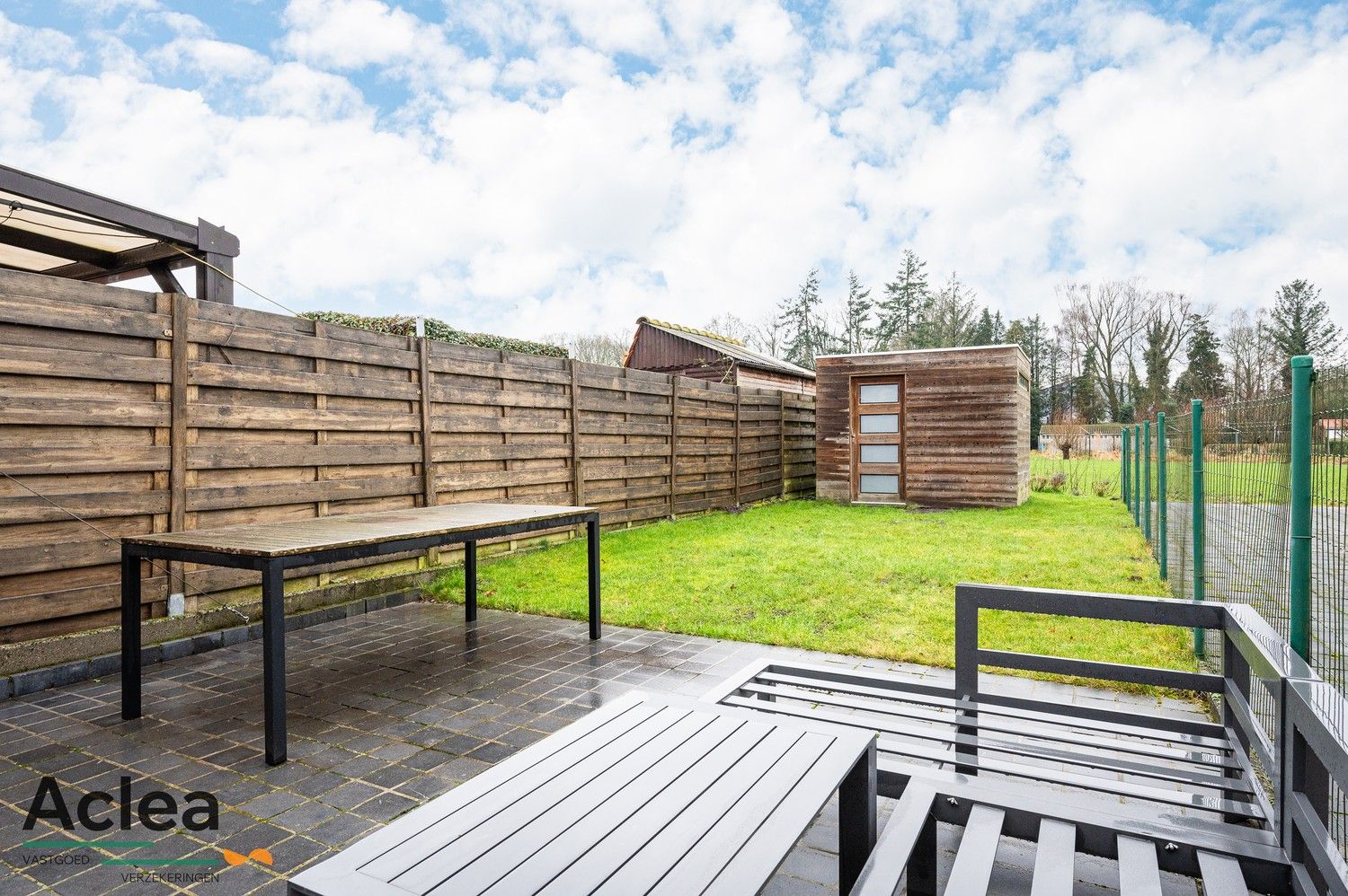 Instapklare starterswoning met tuin en garage in Eeklo foto 28