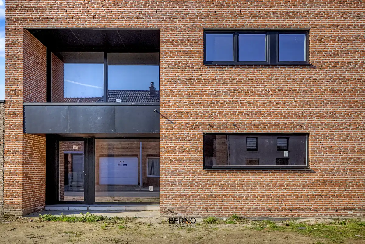 Erg ruime nieuwbouwwoning met leuke tuin foto 10