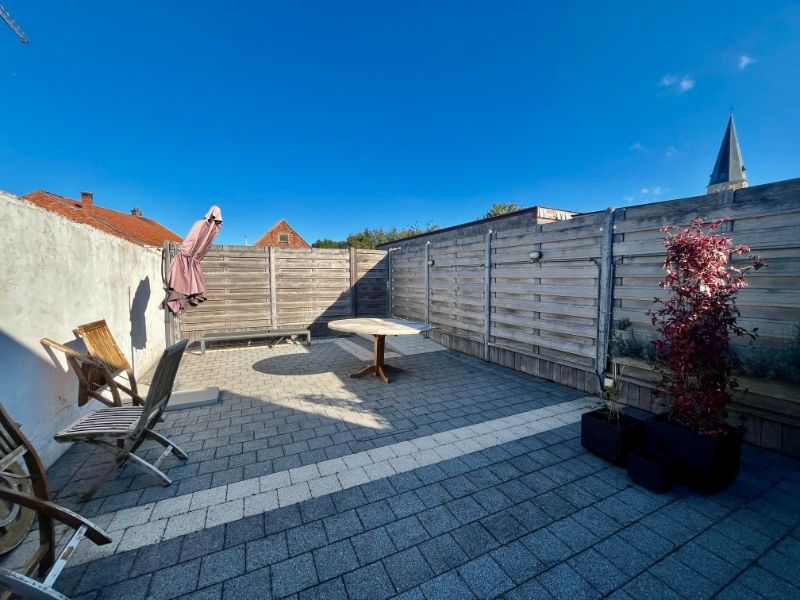 GELIJKVLOERSAPPARTEMENT MET TWEE SLAAPKAMERS EN RUIM TERRAS foto 9