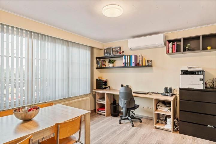 Instapklare woning met garage in hartje Putte – ideaal voor starters of investeerders foto 5