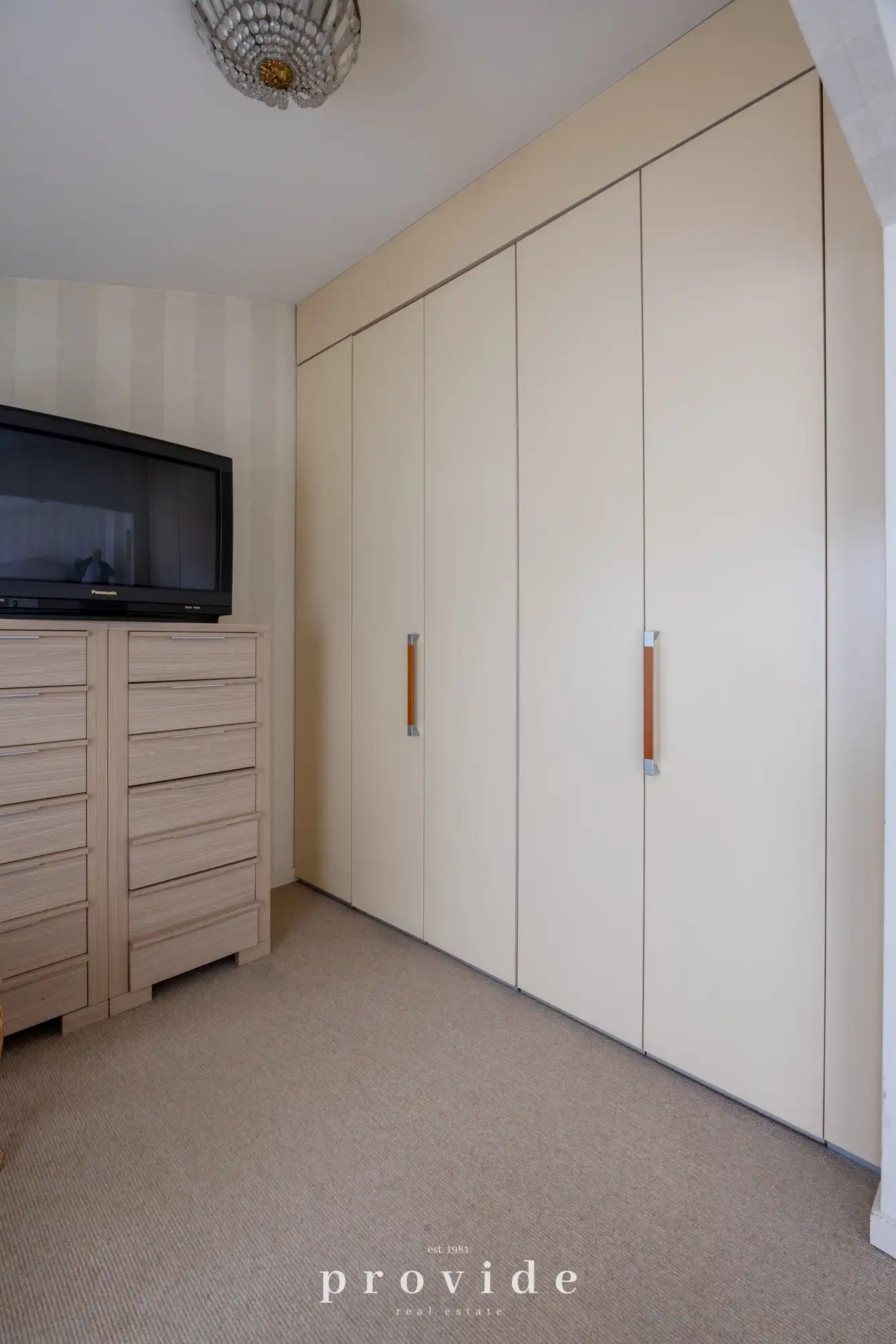 Uitzonderlijk ruim dakappartement in het centrum foto 12