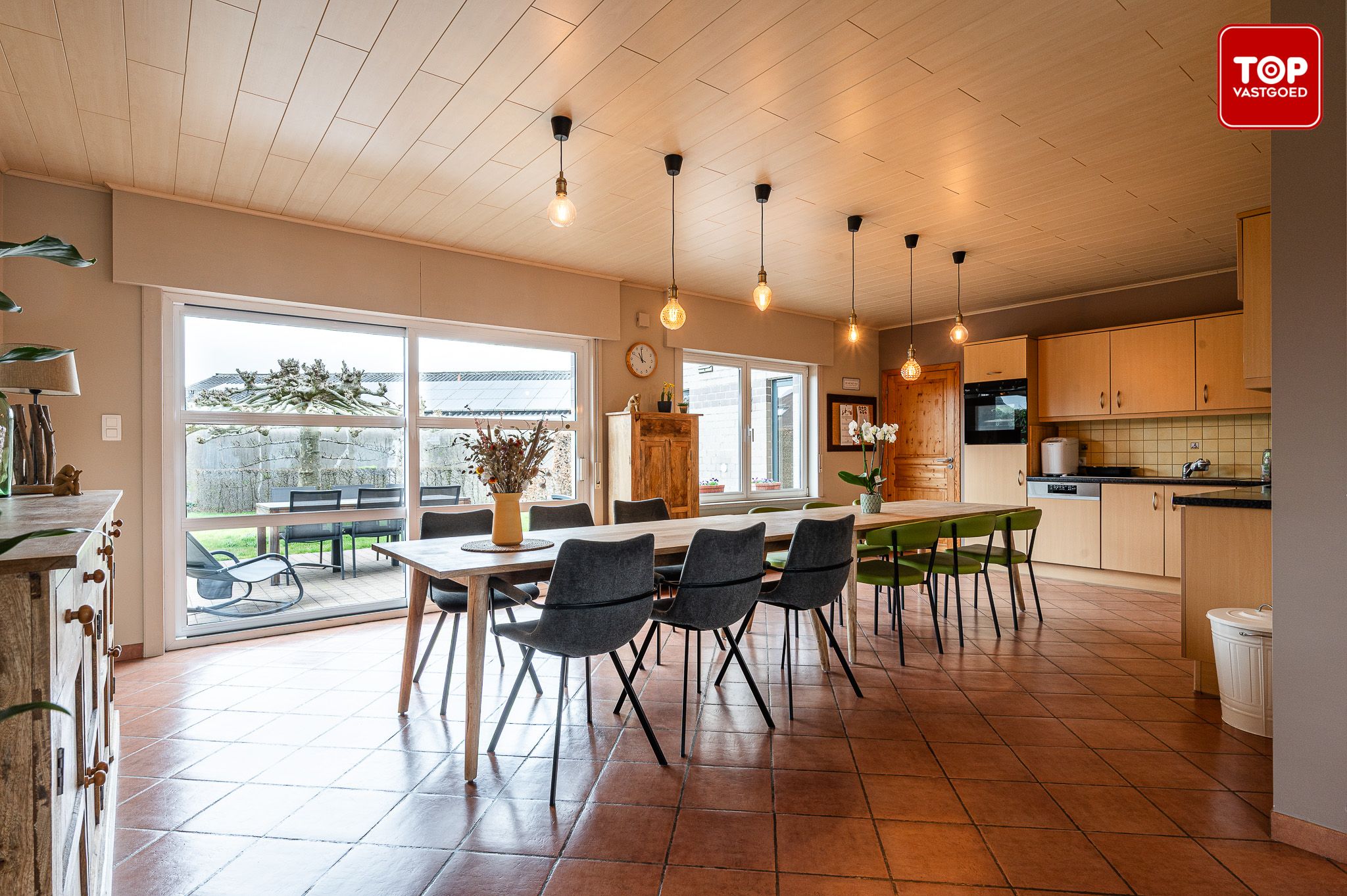 Energiezuinige villa met 4 slaapkamers, ruime tuin in een doodlopende straat foto 5