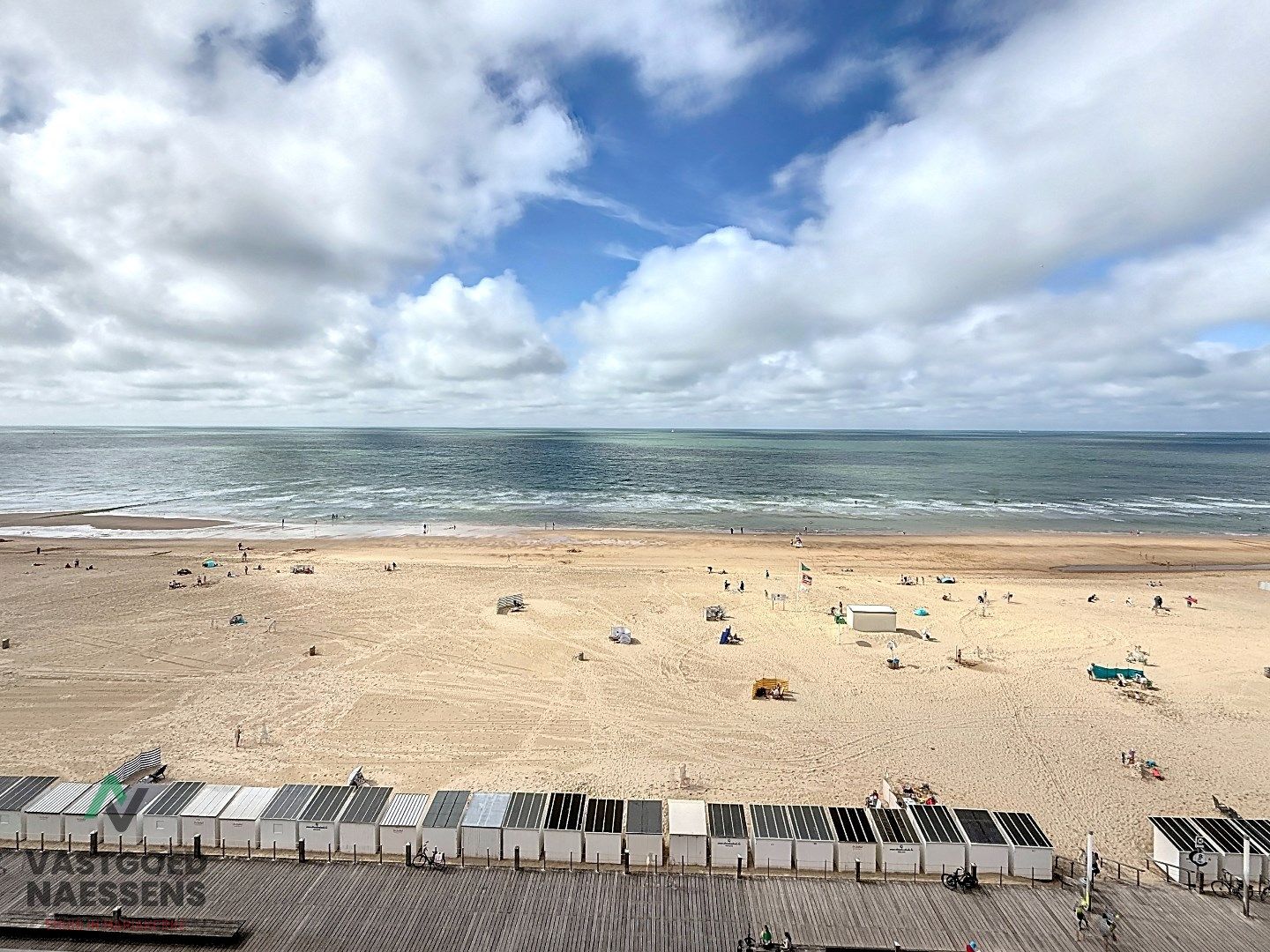 GERENOVEERDE STUDIO MET ZICHT OP ZEE foto 2