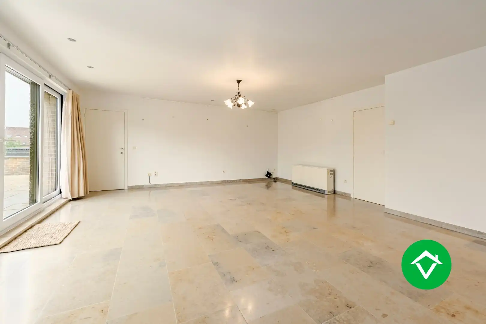Prachtig gelegen penthouse met 3 slaapkamers en garage in centrum Torhout foto 7
