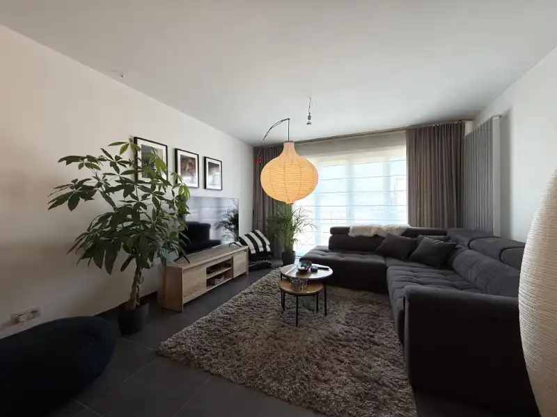 Prachtig appartement met terras en garage in het centrum van Lebbeke foto 3