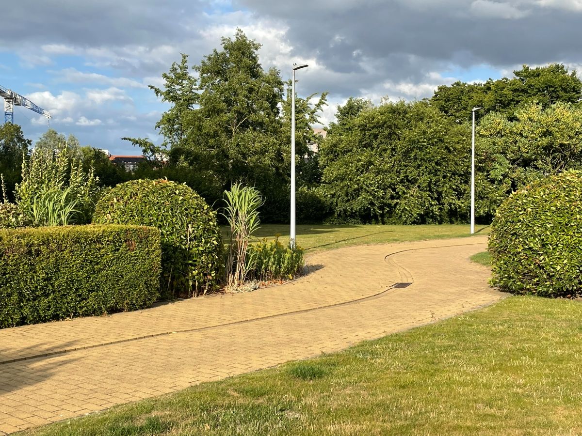 Gelijkvloers 1-slpk-APP + garage foto 27