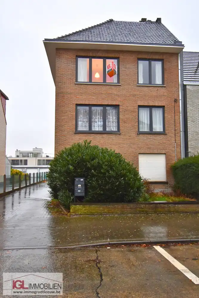 2 slaapkamer appartement te huur foto {{pictureIndex}}