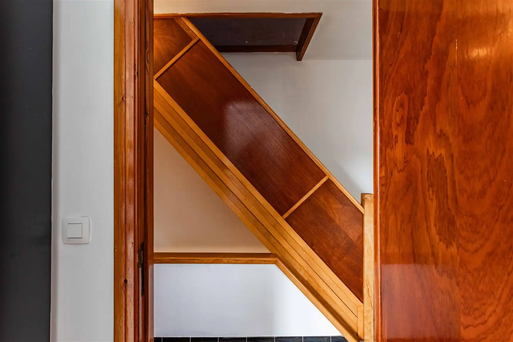 Een huis met karakter. Een tuin met sfeer foto 20