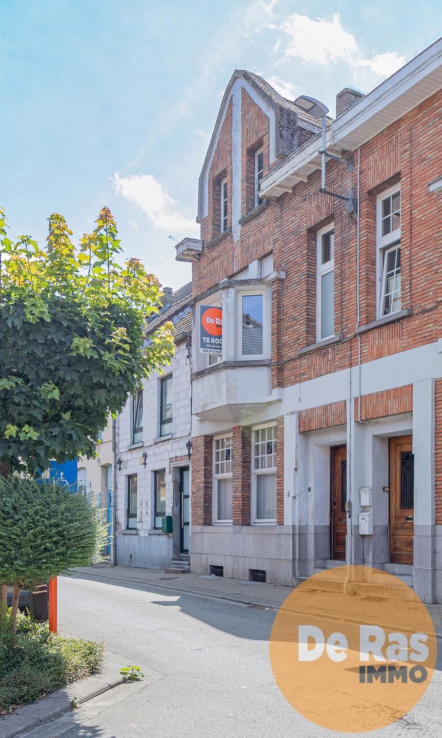 Hoofdfoto van de publicatie: LEDE - Te renoveren woning met 5 kamers en tuin in centrum