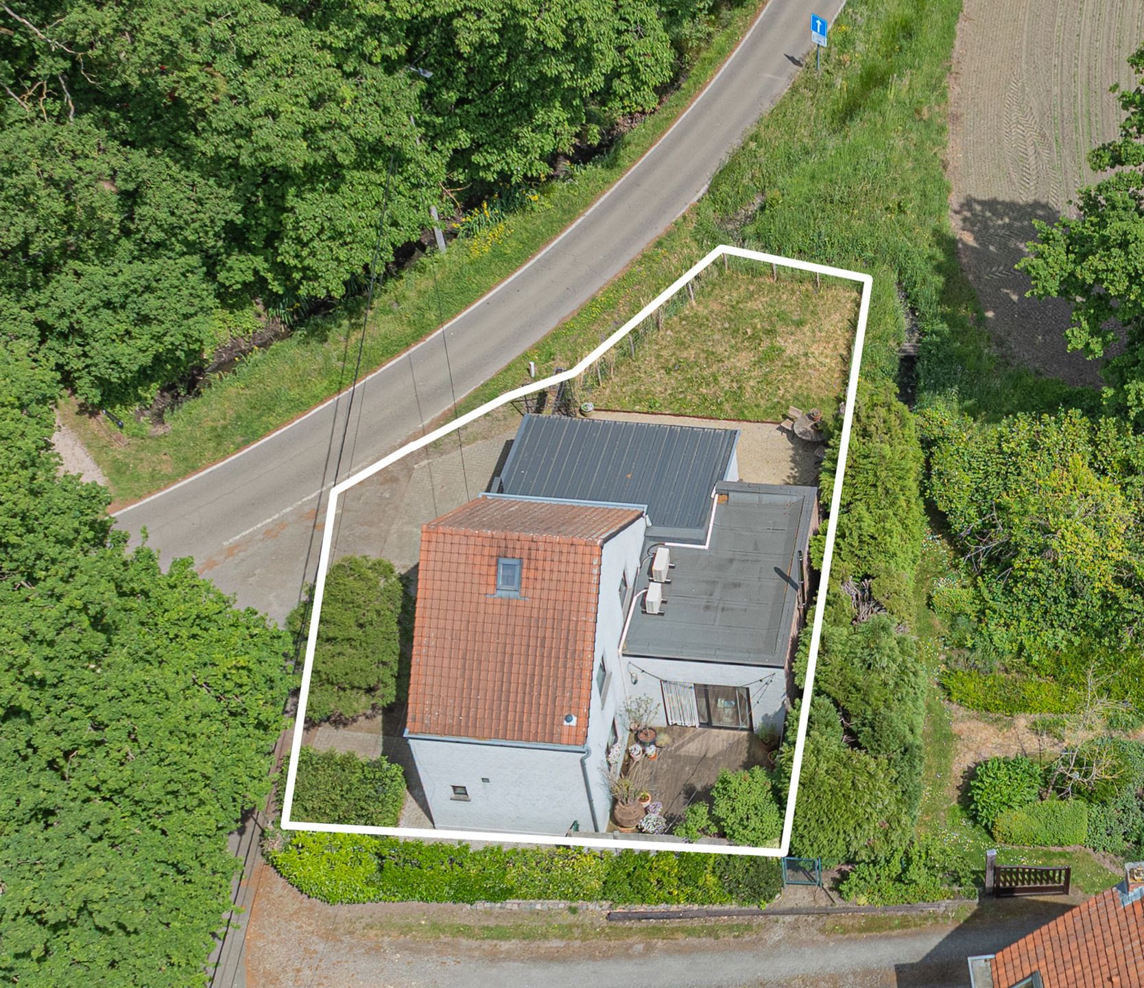 Charmante woning op unieke locatie foto 6