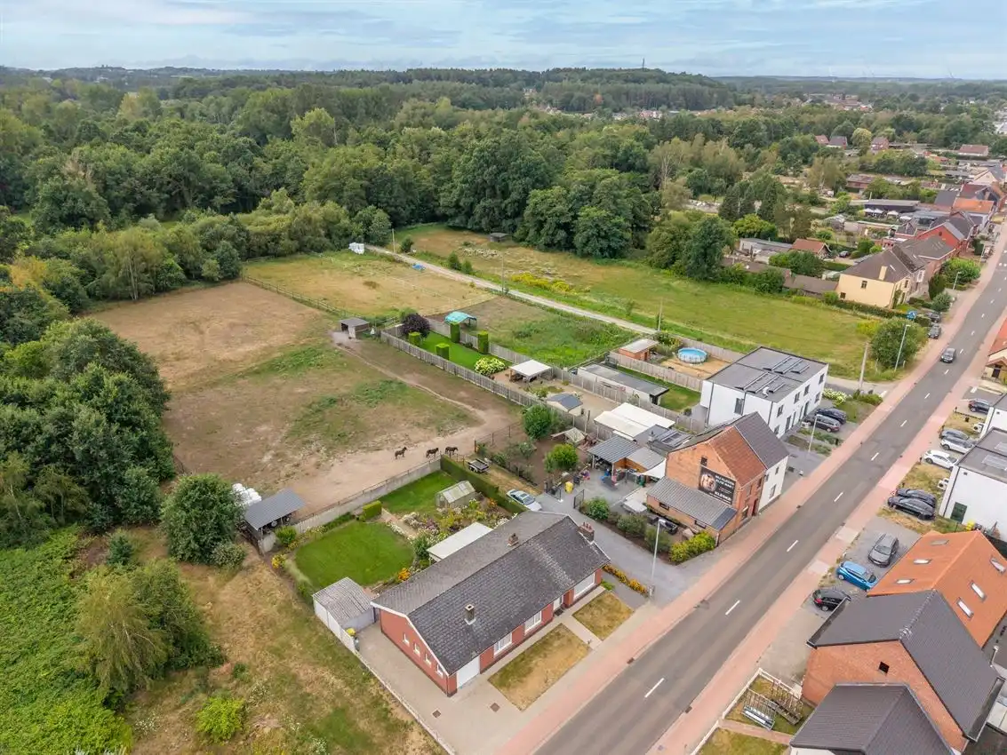 Verzorgde woning met 3slpk, inpandige garage en tuin foto 32