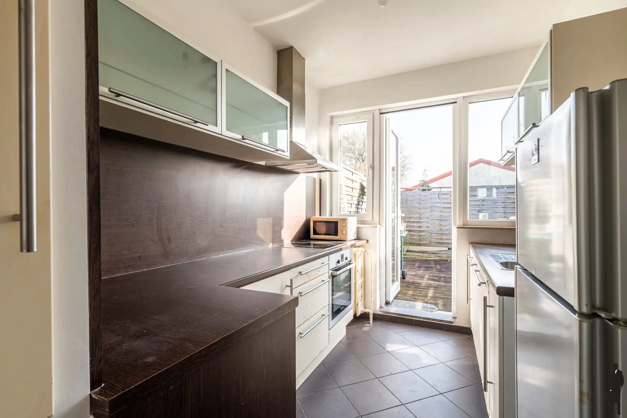 Multifunctionele woning met magazijn en showroom foto 14