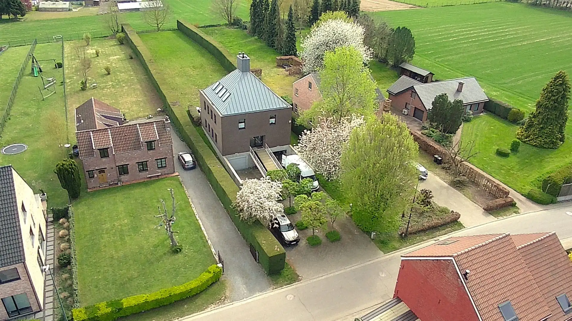 Ruime villa 6 slpks, 2 bureaus, 5 badkamers op +/-17are foto 35