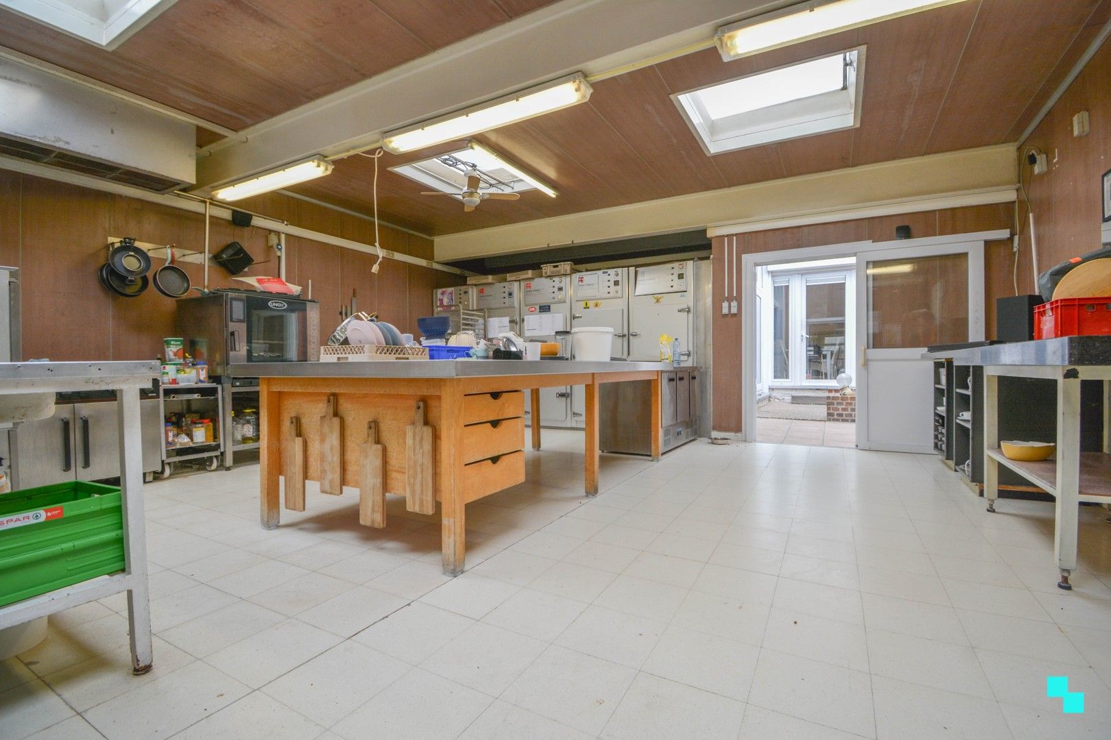 Handelspand met woonst, winkel en atelier te Moorslede foto 9