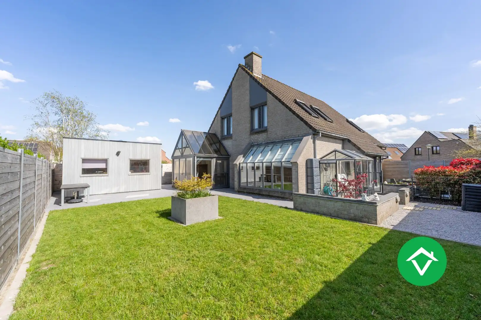 Alleenstaande woning met 5 slaapkamers en garage te Torhout  foto 21