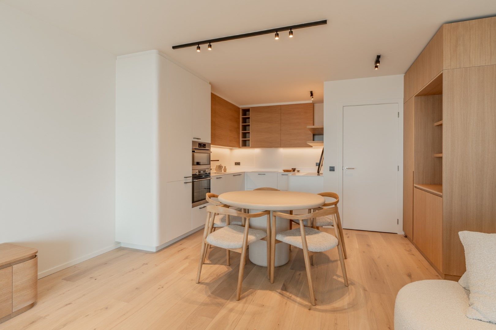 Heel leuk & luxueus afgewerkt appartement met open verzichten vanop het zuid gericht terras. foto 7