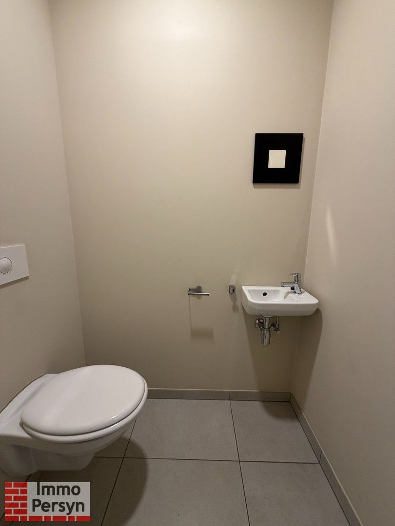 Exclusieve penthouse met panoramisch zicht en directe lifttoegang – Paal, Paalsesteenweg 327 foto 16