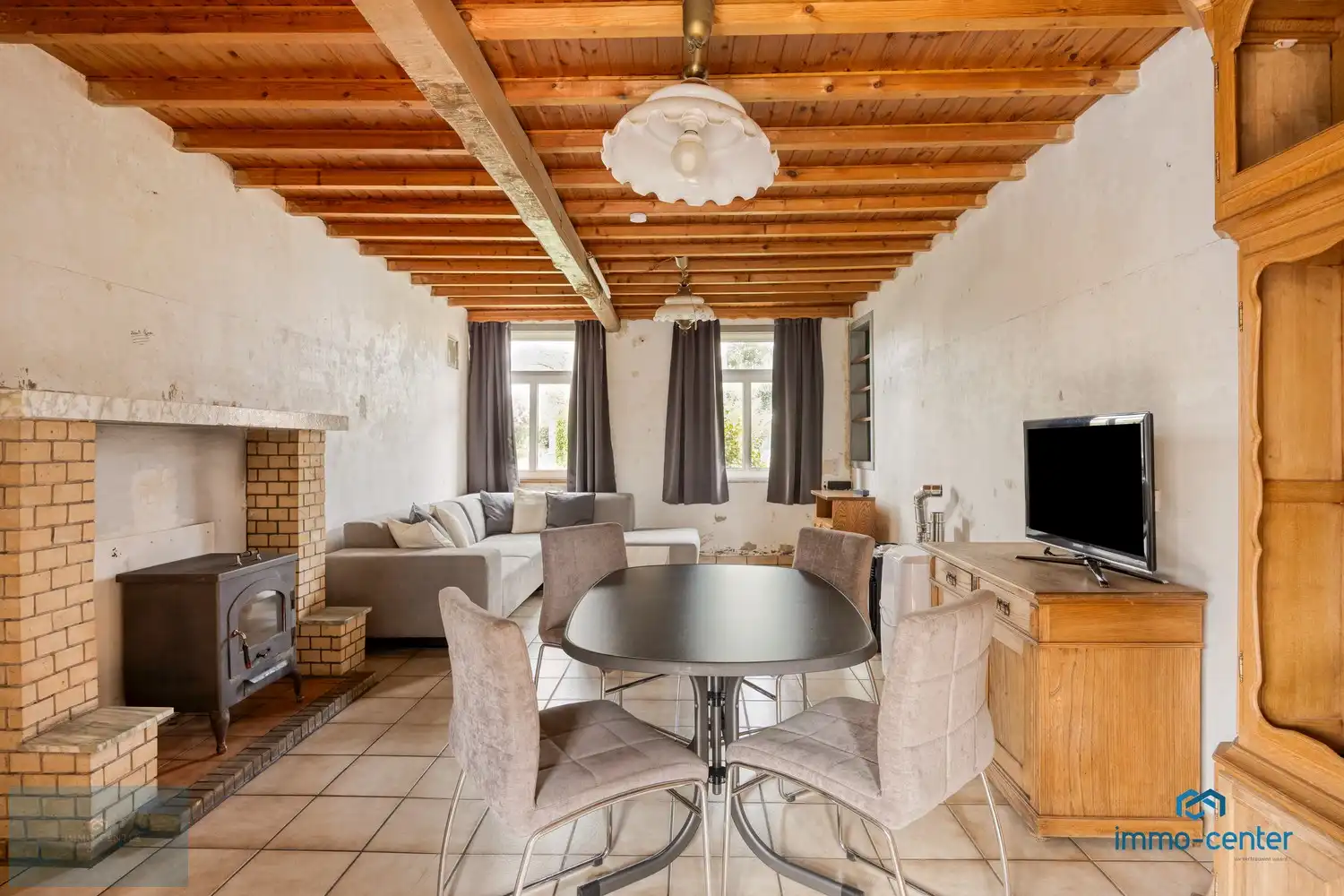 Landelijke charme en ruimte om te renoveren op 990 m² foto 3