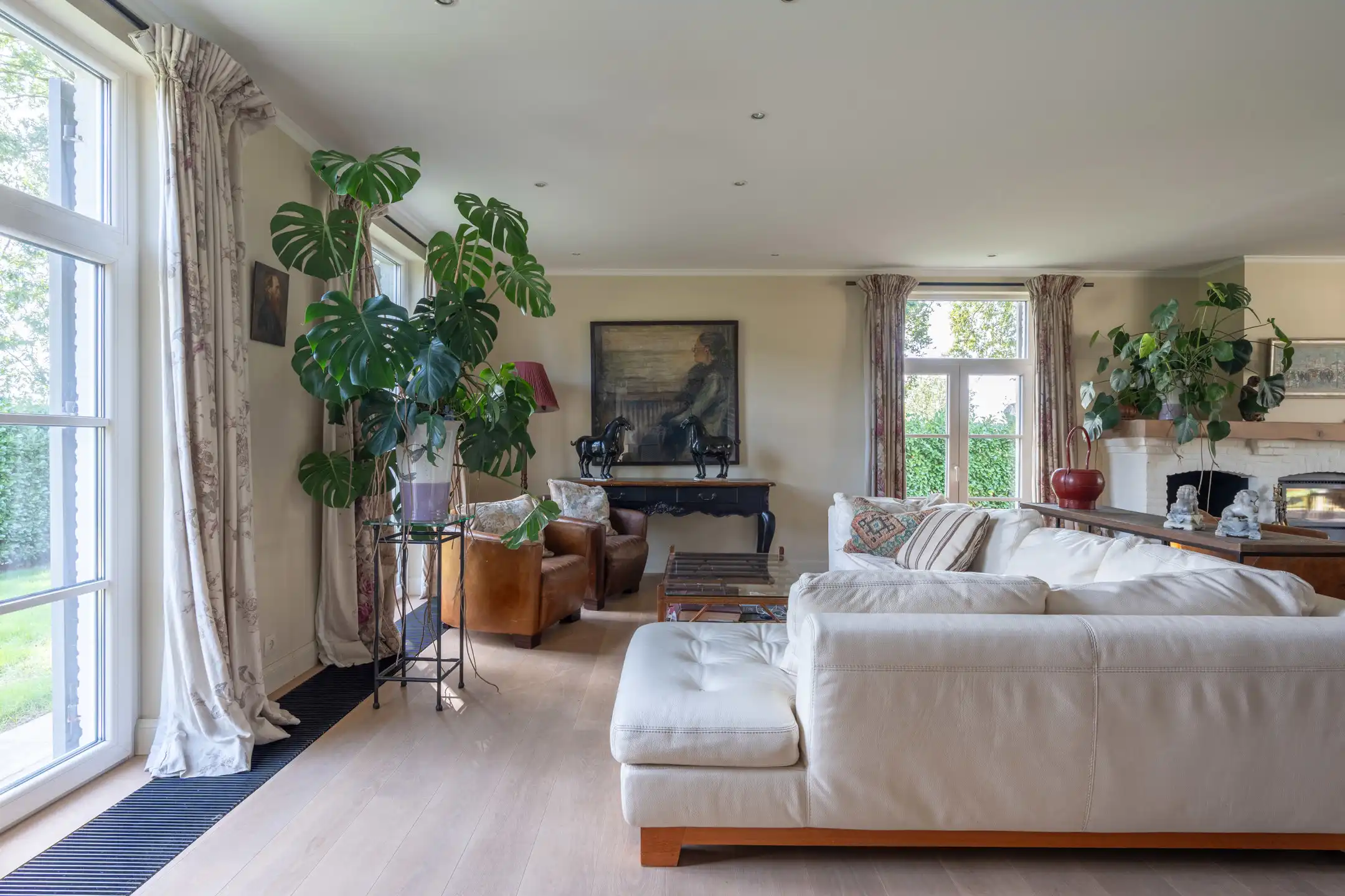 Stijlvolle gelijkvloersvilla met 3 slp op  1.443 m² (ZW) foto 5