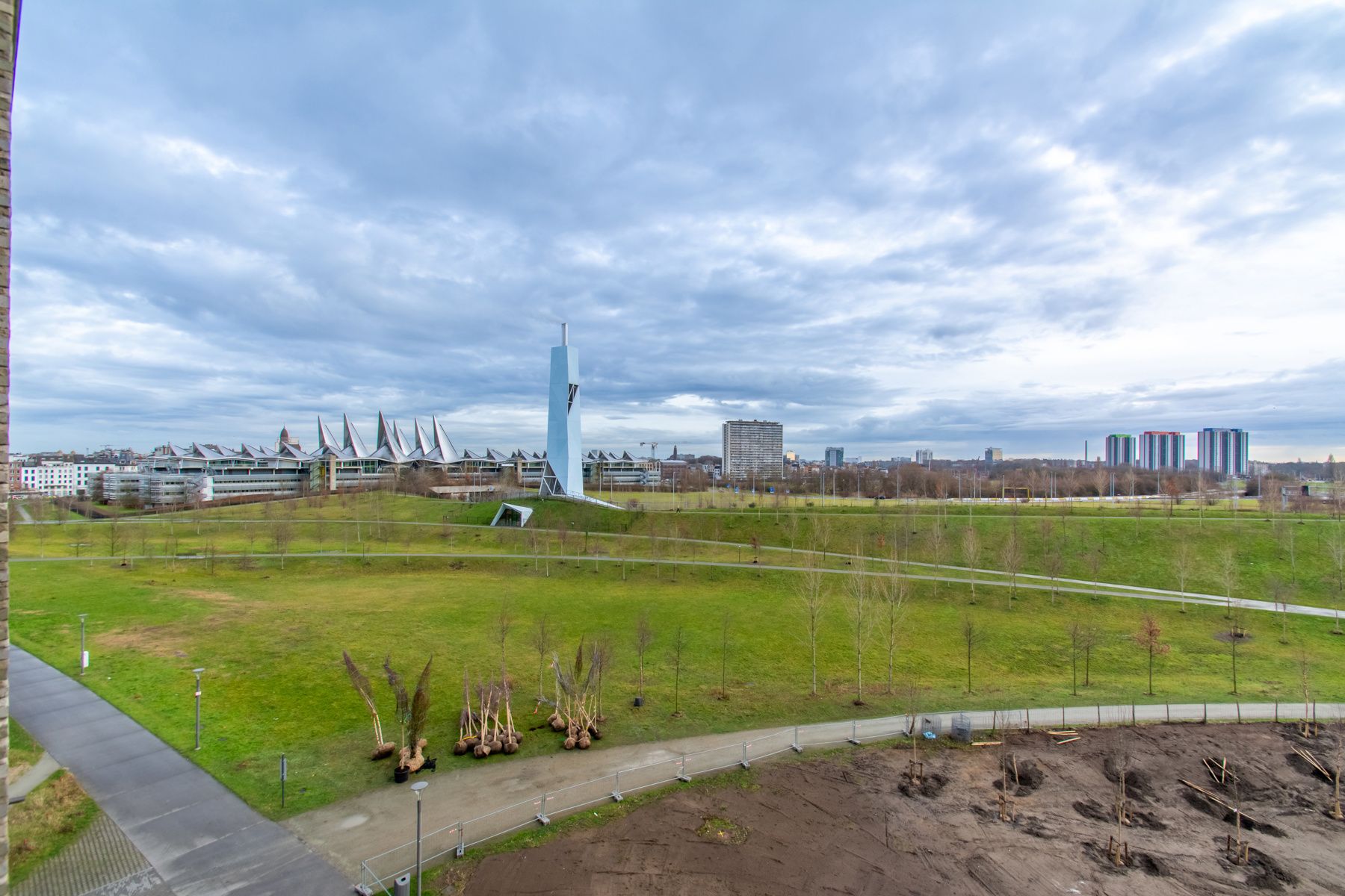 Prachtige 2 slaapkamers appartement met parkzicht foto 6